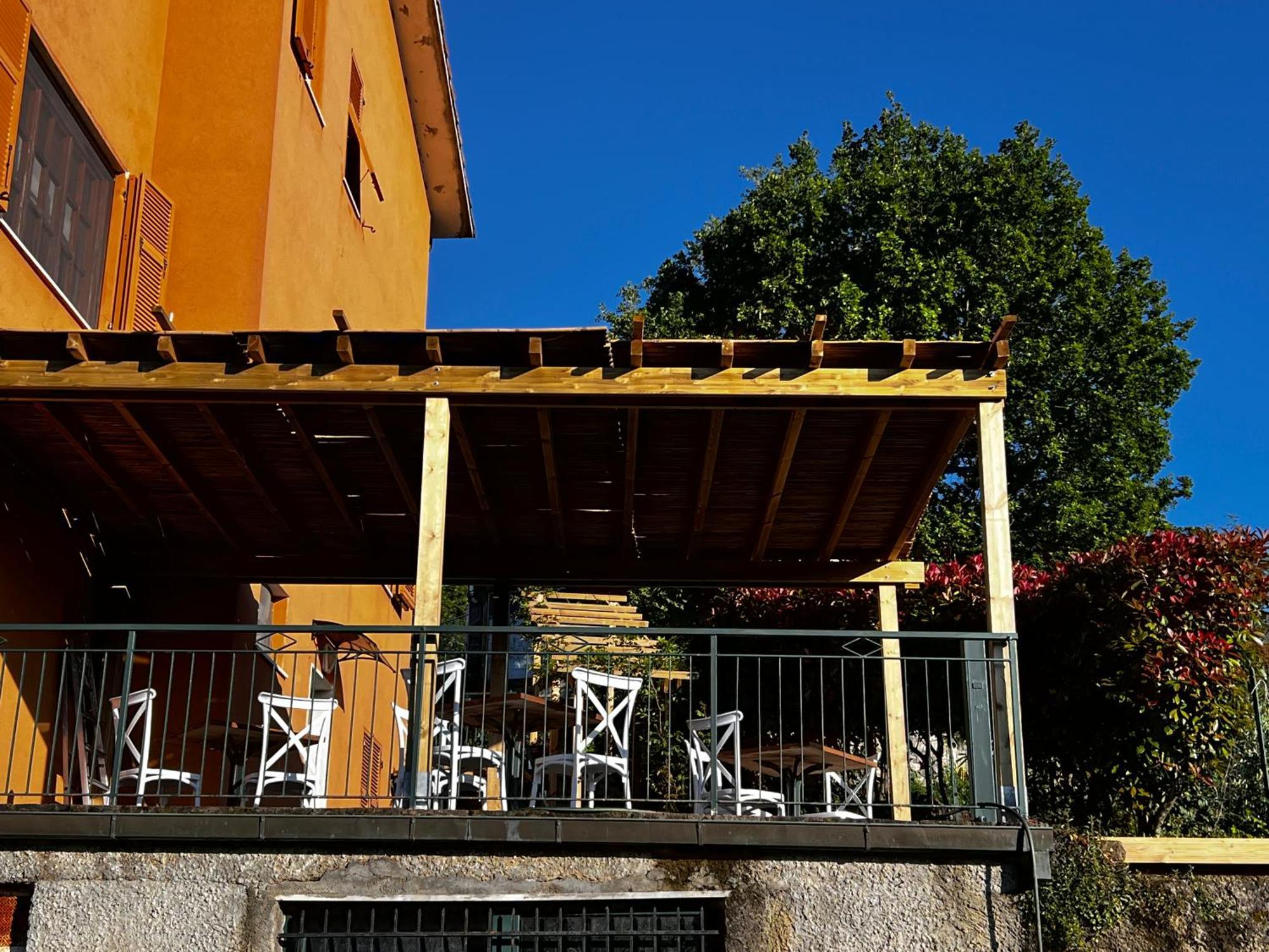 Hotel Meri Framura Exterior foto