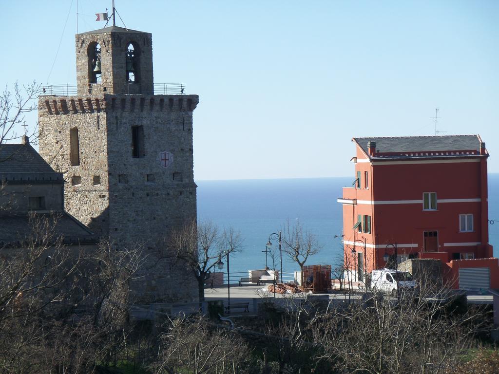Hotel Meri Framura Exterior foto